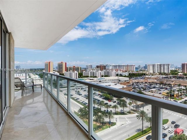 Apartment for sale  Unit #1607 - photo 5850443