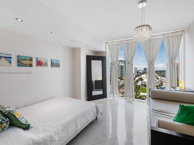 Apartment for sale  Unit #1607 - photo 5850446