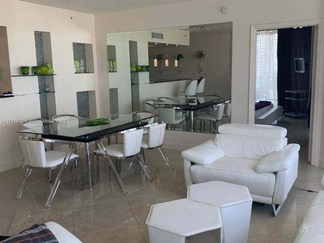 Apartment for sale  Unit #1607 - photo 5850455