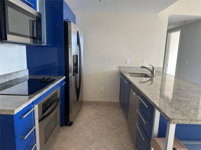 Apartment for sale  Unit #2804 - photo 5839856