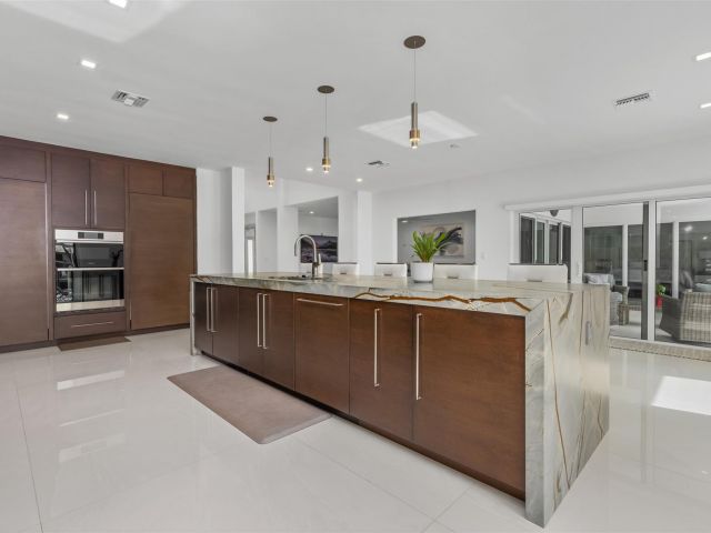 Home for sale at 615 3rd Key Dr - photo 6165954