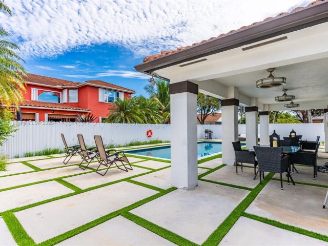 Home for sale at 5161 SW 159th Ct - photo 5843676