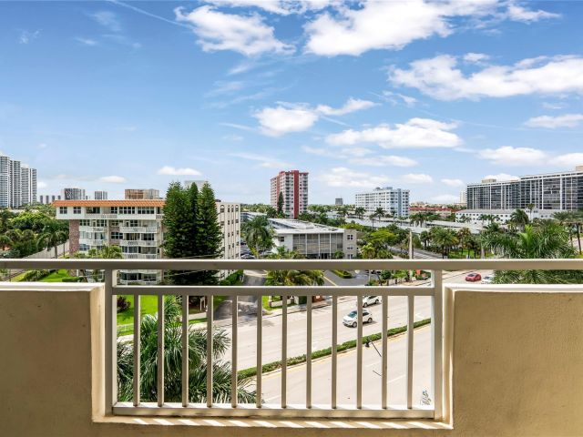 Apartment for sale  Unit #517 - photo 5853517