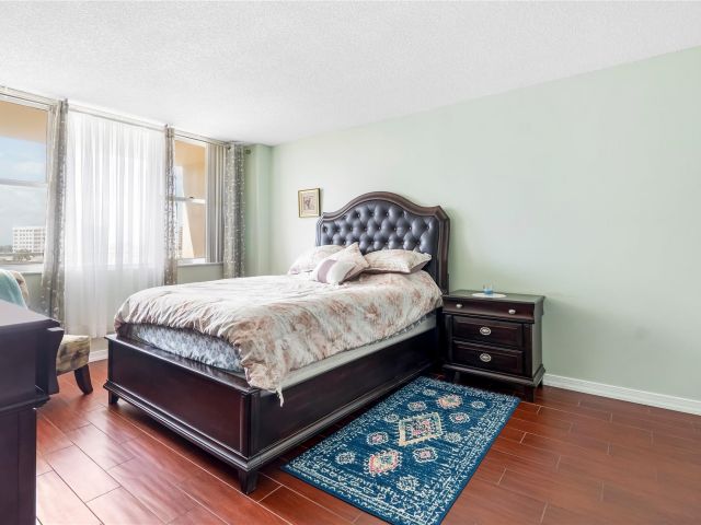 Apartment for sale  Unit #517 - photo 5853520