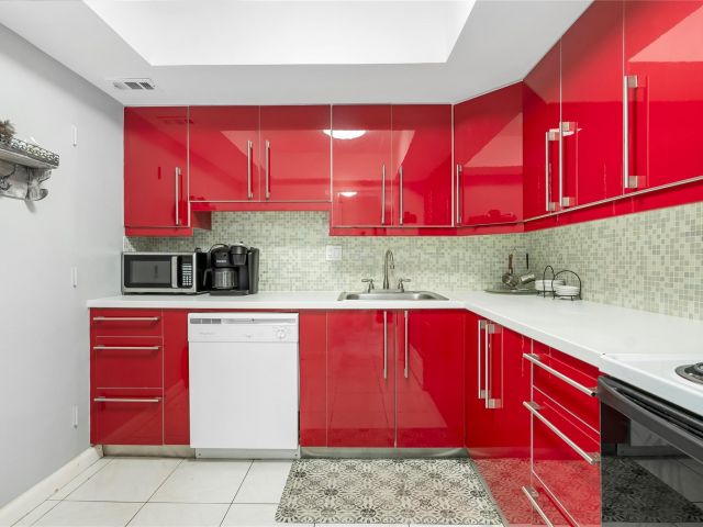 Apartment for sale  Unit #517 - photo 5853527