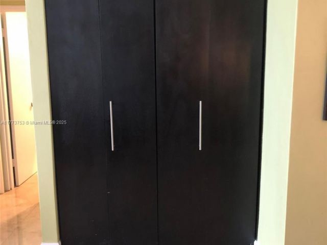 Apartment for sale  Unit # - photo 7440319