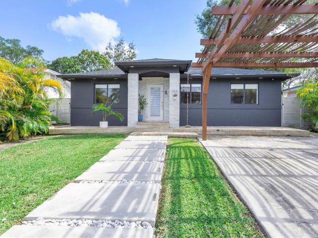 Home for sale at 266 NE 117th St - photo 5846030