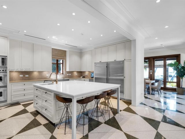 Home for rent at 9 Harbor Pt - photo 5848868