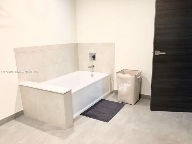 Apartment for sale  Unit #N322 - photo 7435714