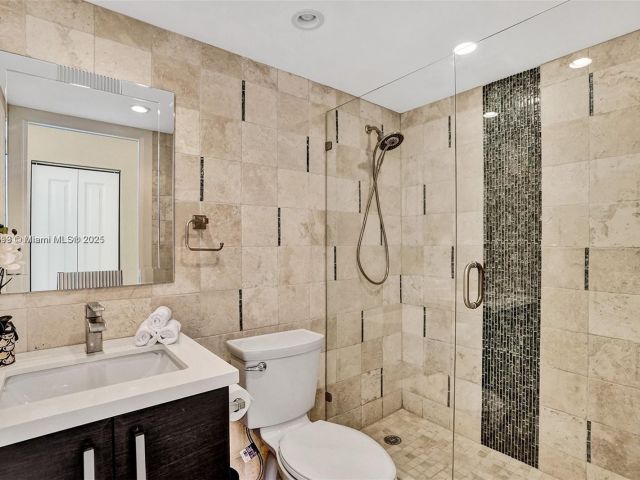 Apartment for sale  Unit #1107 - photo 5850072