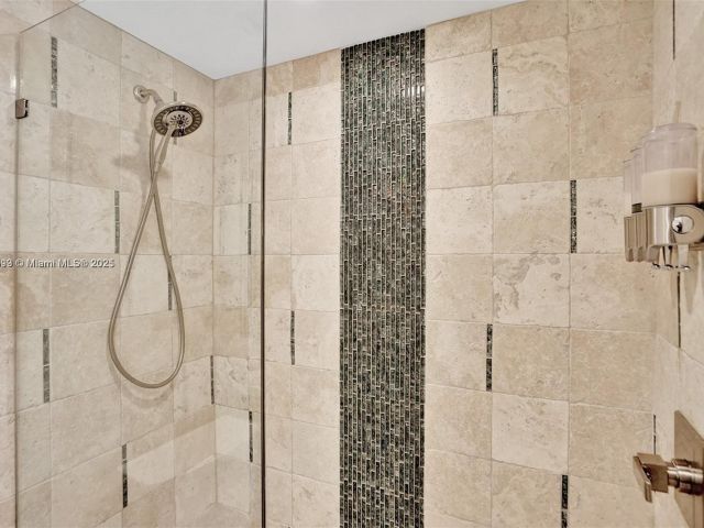 Apartment for sale  Unit #1107 - photo 5850073