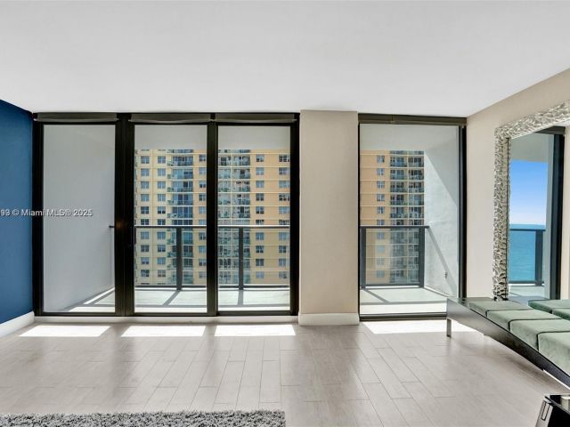 Apartment for sale  Unit #1107 - photo 5850074