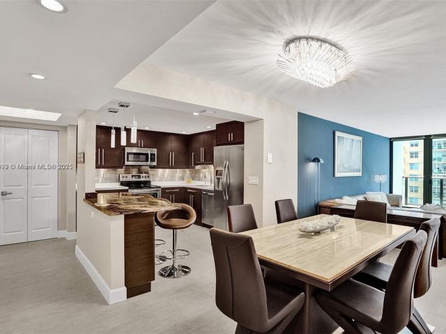 Apartment for sale  Unit #1107 - photo 5850078