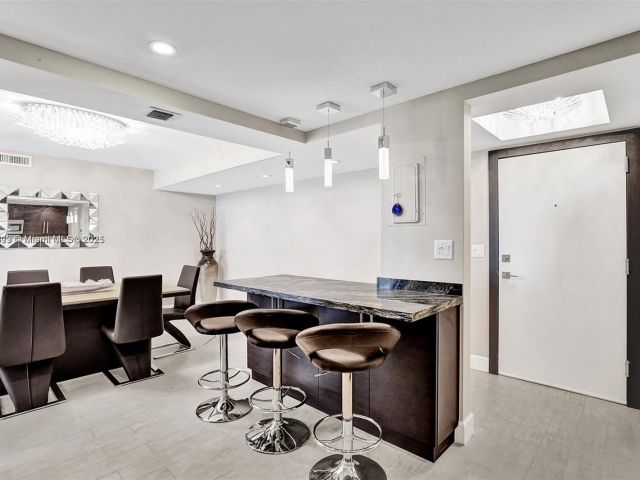 Apartment for sale  Unit #1107 - photo 5850079