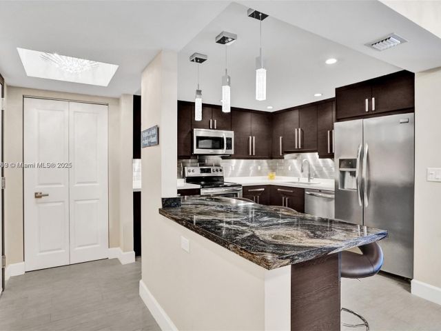 Apartment for sale  Unit #1107 - photo 5850080