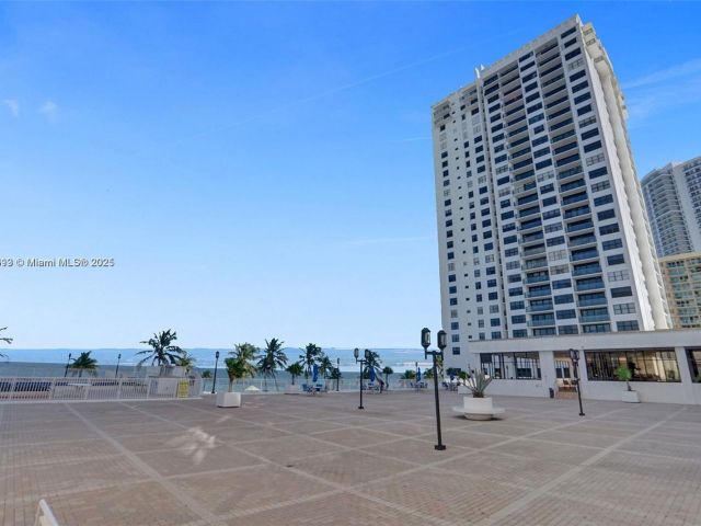 Apartment for sale  Unit #1107 - photo 5850087