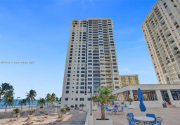 Apartment #1107 at Quadomain