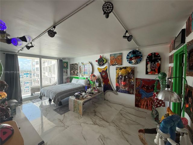 Apartment for sale  Unit #1016 - photo 5904790