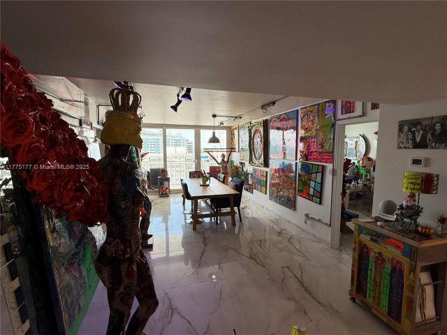 Apartment for sale  Unit #1016 - photo 5904799