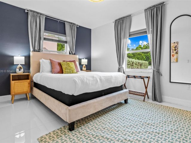 Home for rent at 775 NW 44th St - photo 6047154