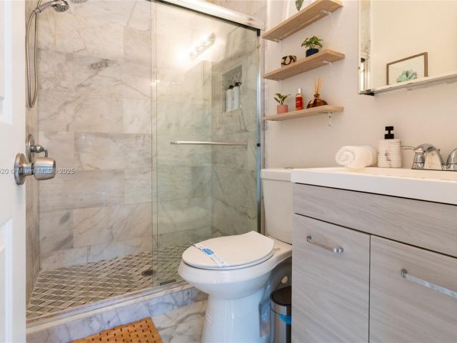 Home for rent at 775 NW 44th St - photo 6047156