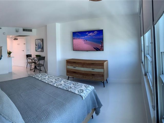 Apartment for sale  Unit #1520 - photo 7433061