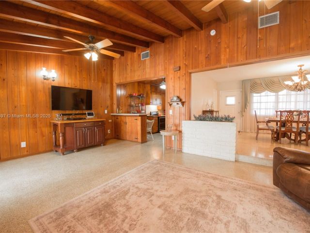 Home for sale at 434 NW 20th St - photo 6003596