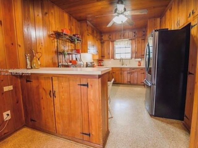 Home for sale at 434 NW 20th St - photo 6003605