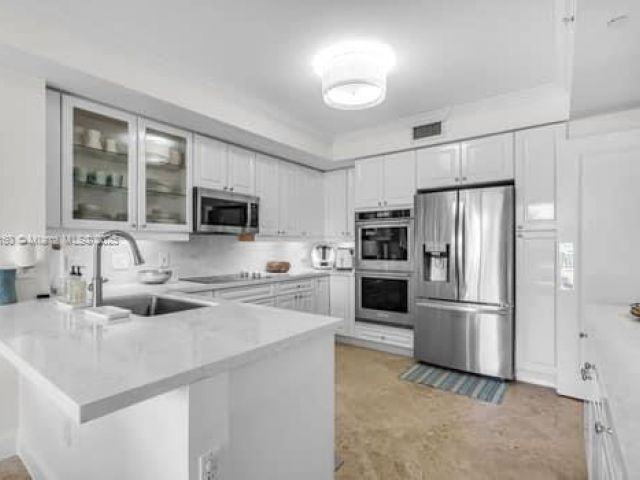 Apartment for sale  Unit #202 - photo 5901531