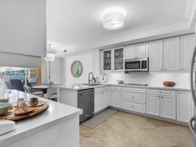 Apartment for sale  Unit #202 - photo 5901532