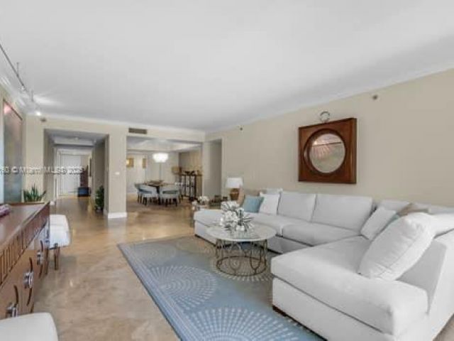 Apartment for sale  Unit #202 - photo 5901536