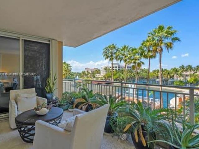 Apartment for sale  Unit #202 - photo 5901542