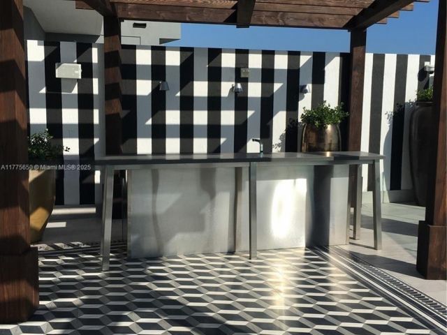 Apartment for sale  Unit #4003 - photo 5916937