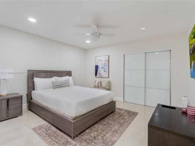 Home for rent at 14517 SW 98th Ter - photo 5930437