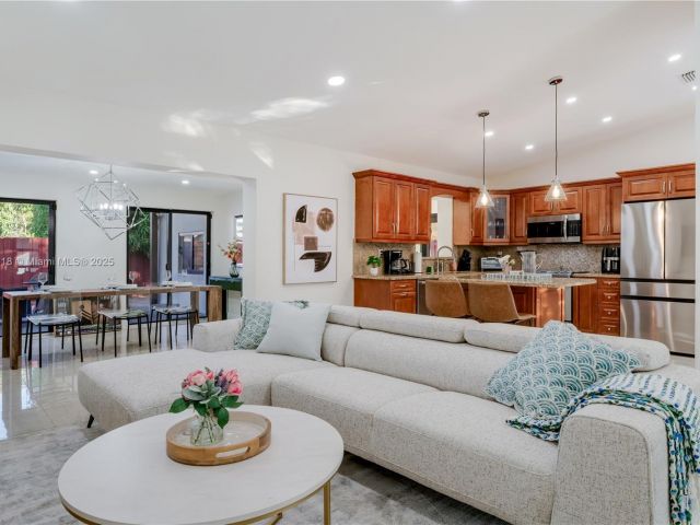 Home for rent at 14517 SW 98th Ter - photo 5930447