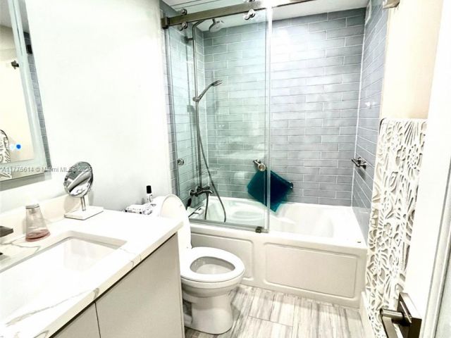 Apartment for rent  Unit # - photo 5901709