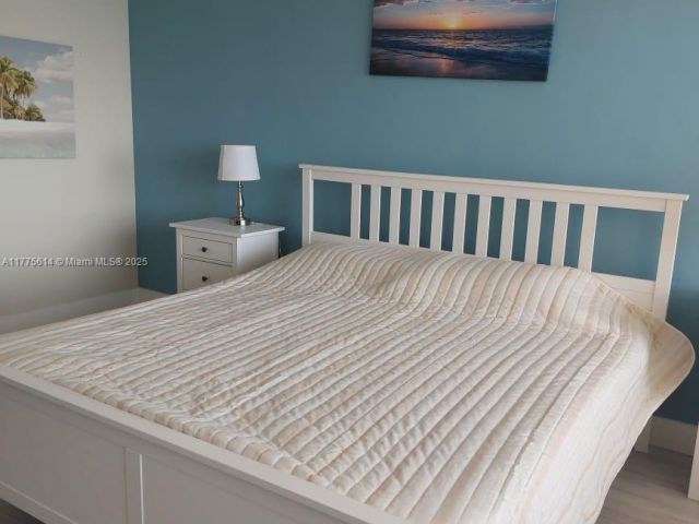 Apartment for rent  Unit # - photo 5901713