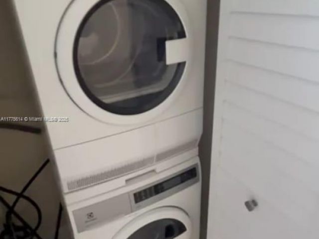 Apartment for rent  Unit # - photo 5901714