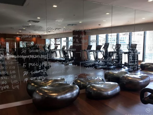 2-bedroom condo for sale in Miami - 1300 S Miami Ave 4002 - MondialRealty