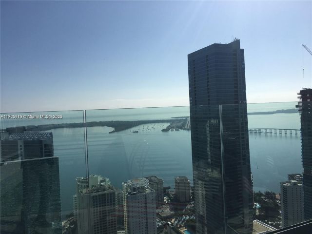 Apartment for sale  Unit #4411 - photo 5916979