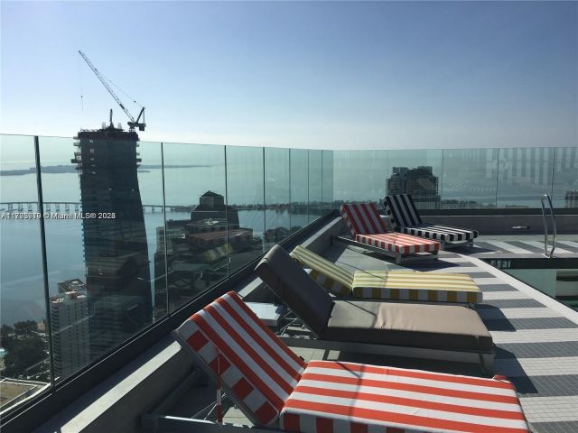 Apartment for sale  Unit #4411 - photo 5916980