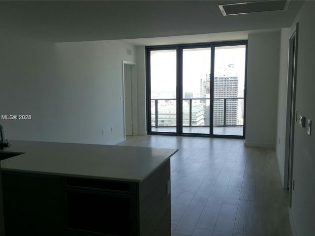 Apartment for sale  Unit #4411 - photo 5916991