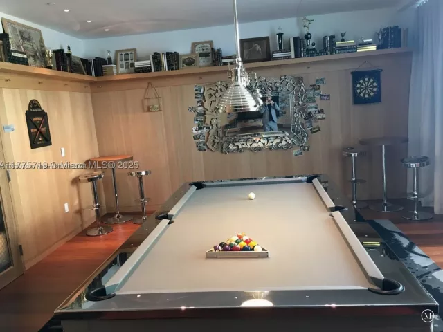 2-bedroom condo for sale in Miami - 1300 S Miami Ave 4411 - MondialRealty