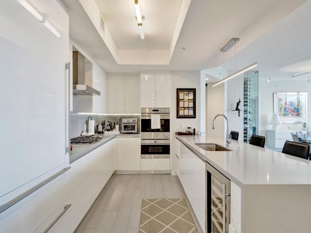 Apartment for sale  Unit #804 - photo 5856750