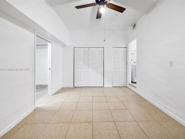 Home for rent at 6161 SW 157th Pl - photo 5974435