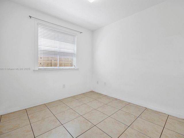 Home for rent at 6161 SW 157th Pl - photo 5974439