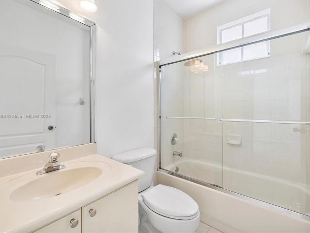 Home for rent at 6161 SW 157th Pl - photo 5974441