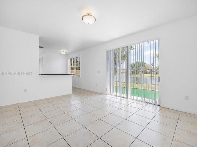 Home for rent at 6161 SW 157th Pl - photo 5974445