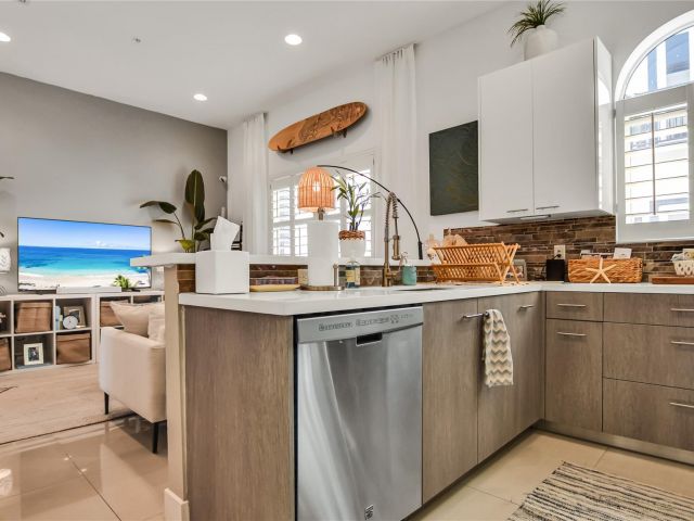 Home for sale at 816 NE 7th St C - photo 6009000