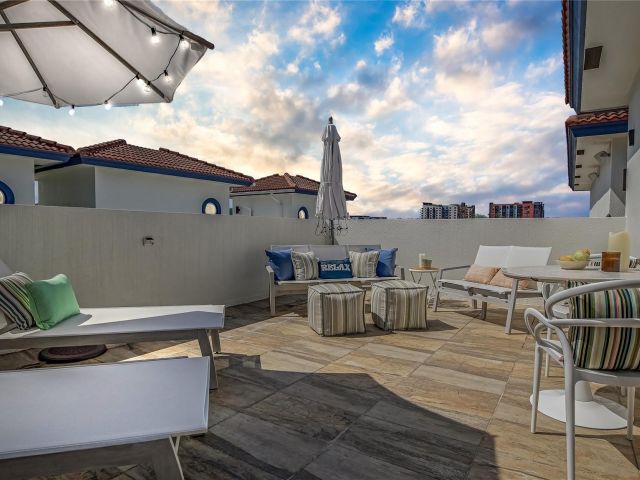 Home for sale at 816 NE 7th St C - photo 6009007